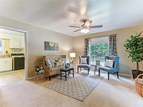 4th image of 4106 Sacramento Dr