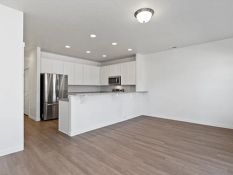 5631 E Bollo St — Photo 7
