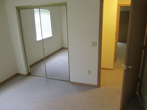 5th image of 5210 Paulson Ct APT 2
