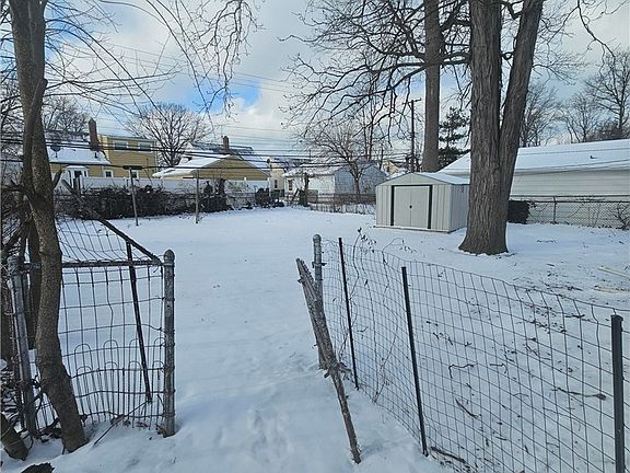 3rd image of 1138 E 331st St