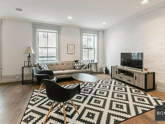 3rd image of 351 W 17th St APT 4