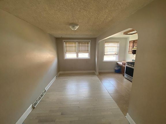 3rd image of 6518 Horrocks St
