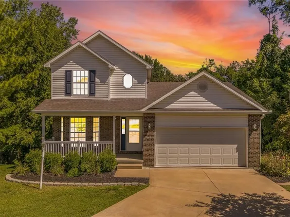 4607 N Heatherwood Dr, Saint Joseph, MO 64506