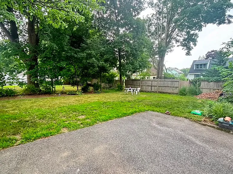 29 Newton Pl #B — Photo 20