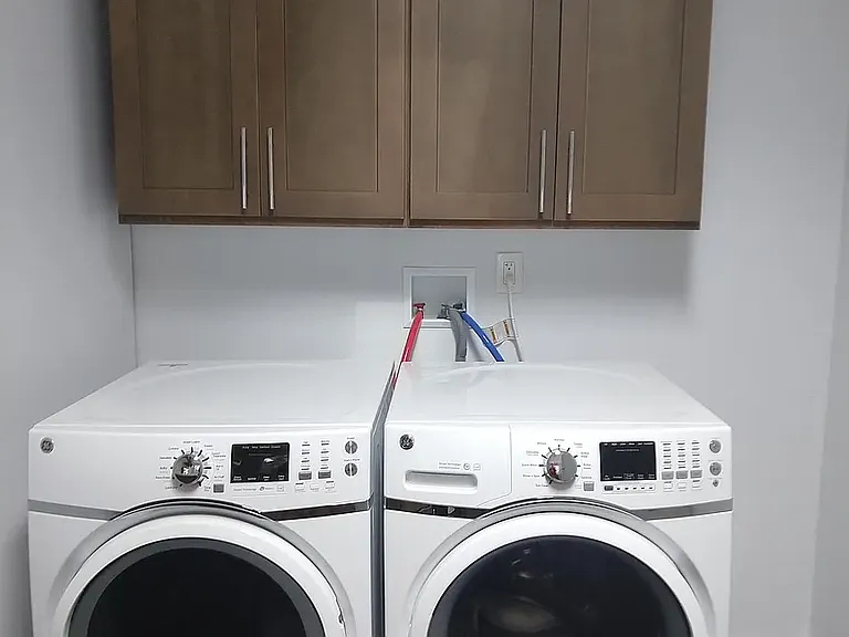 105 NW Dogwood St #105 — Photo 6