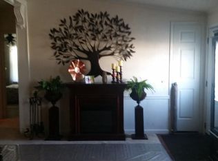 45943 Shields Ct, California, MD 20619