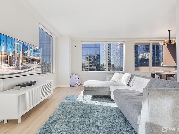 4th image of 177 107th Avenue NE #715