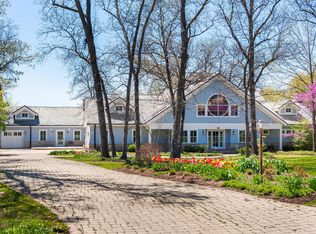 446 Courtney Cir, Sugar Grove, IL 60554