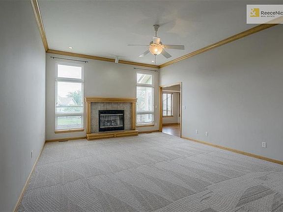 Generous 20' x 14' great room with 10' high ceilings!