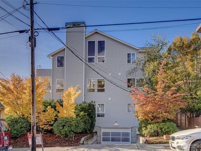 3621 Wallingford Avenue N #201, Seattle, WA, 98103