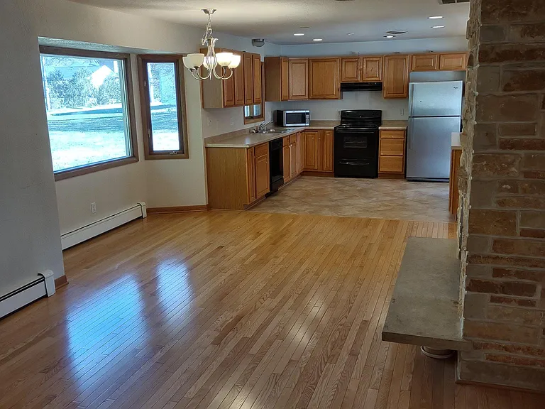 13450 Nicolet Ave — Photo 3
