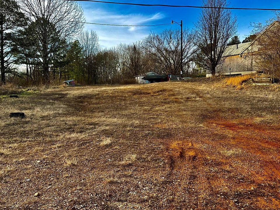 1st image of 748 Old McKenzie Hwy