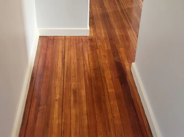 (undisclosed Address), Pittsfield, MA 01201