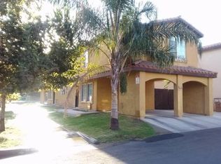 721 L St APT A, Bakersfield, CA 93304