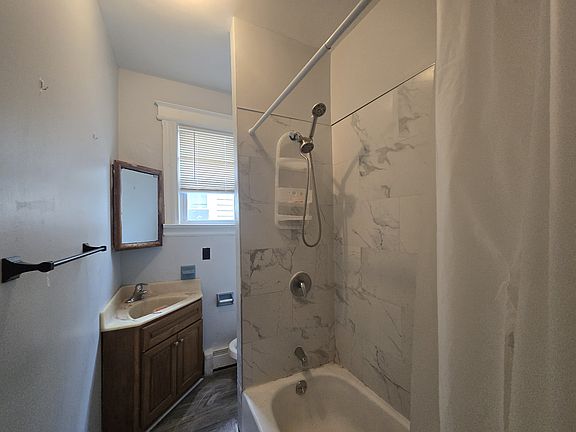 5th image of 90 N Park St #22L