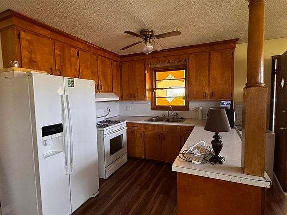 2nd image of 120 Theressa Dr
