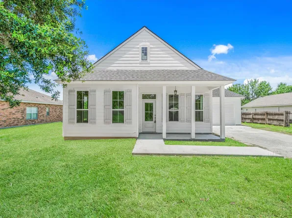 17347 W Autumn Dr, Prairieville, LA 70769