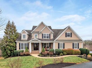 240 Bedford Park Rd, Charlottesville, VA 22903