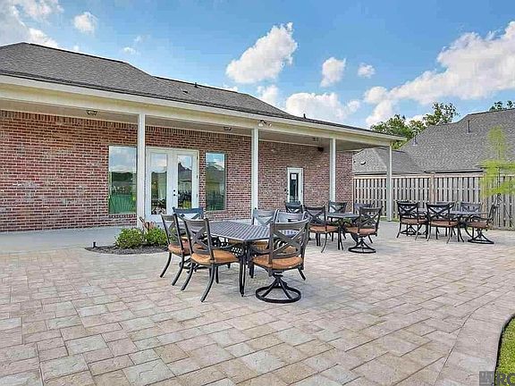 3rd image of 8316 Seville Ct