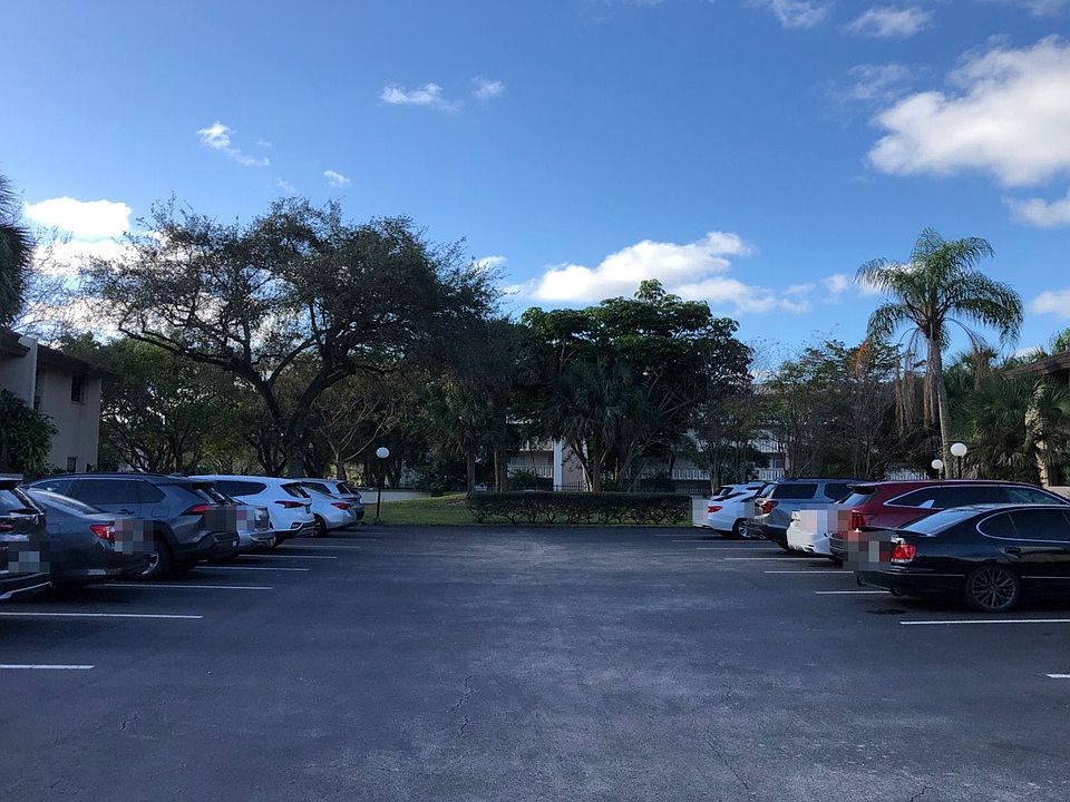 2nd image of 4231 NW 22nd St #2-109