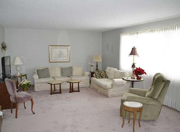 3rd image of 7 Dale Dr