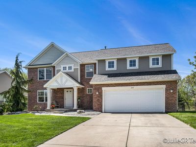 223 Highlander Dr NE, Rockford, MI, 49341