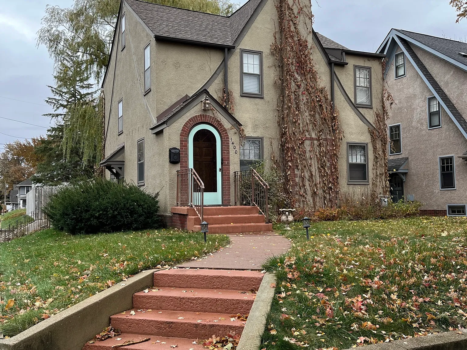 1400 South Main Ave - 4 bed 2 bath — Photo 2
