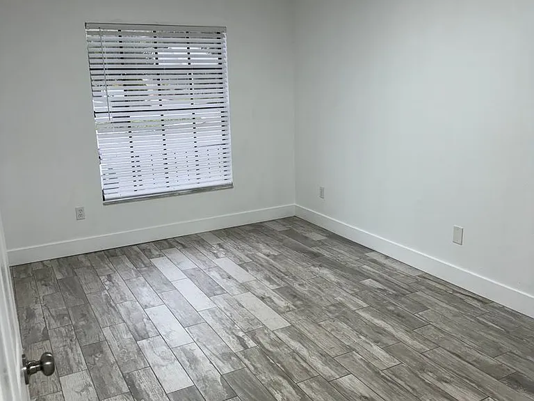 4900 Dover Cir — Photo 5
