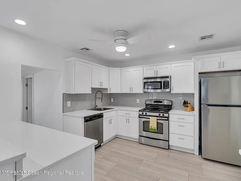 505 West St — Photo 2