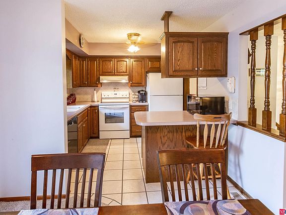 5th image of 3920 Paxton Dr