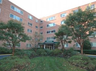 5100 Dorset Ave APT 214, Chevy Chase, MD 20815