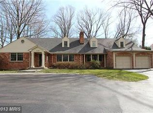 11561 W Hill Dr, Rockville, MD 20852