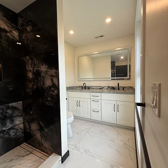35 Greendale Ave #A — Photo 21