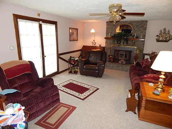 4th image of 6902 Hyland Hills Ct