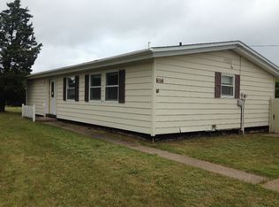 127 Tarzon St, Gwinn, MI 49841