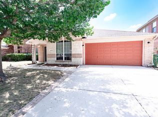 4056 Summerhill Ln, Fort Worth, TX 76244