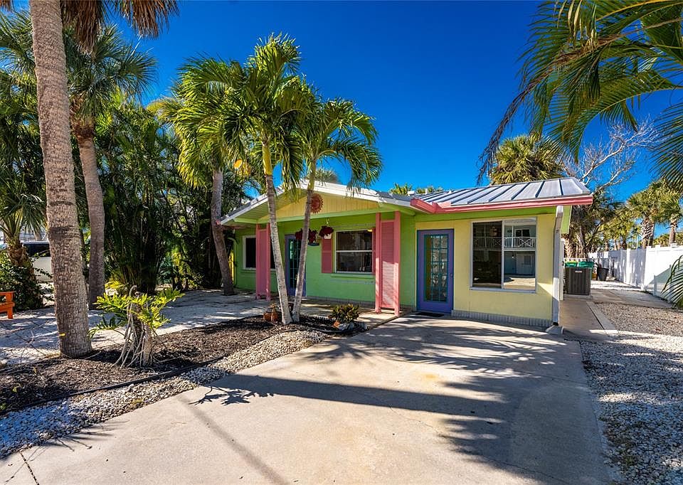 1st image of 90 WILHELM DRIVE