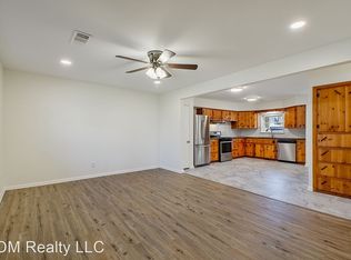 1923 W Lawson St, Fayetteville, AR 72703
