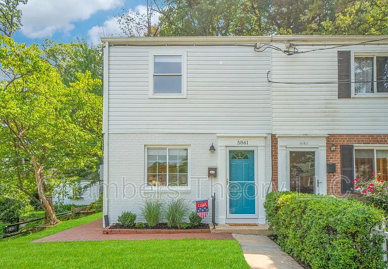 5861 Blaine Dr — Photo 1