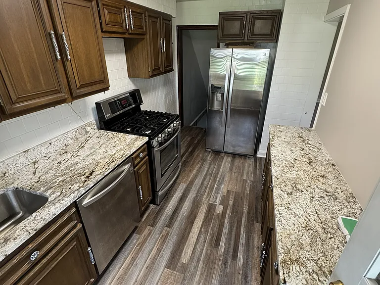 6900 Old Harford Rd — Photo 8