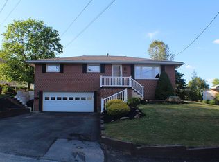 104 Cambridge Rd, Johnstown, PA 15905