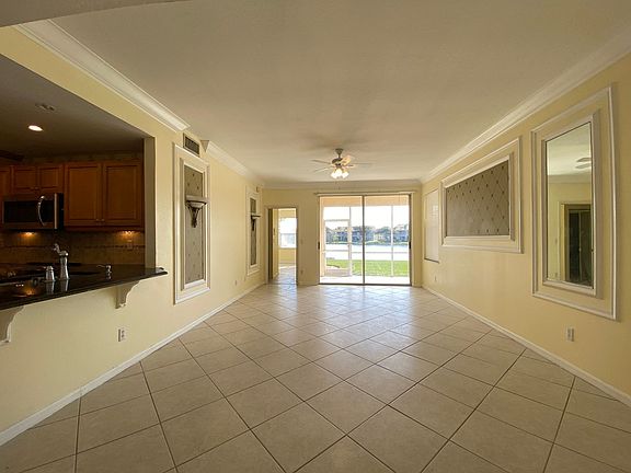 4th image of 6580 Huntington Lakes Cir APT 102