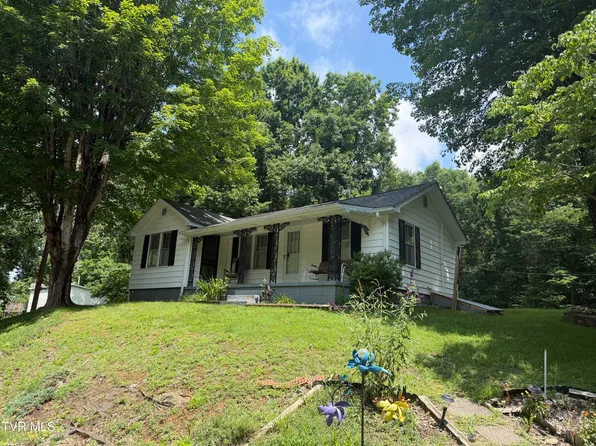 1160 Timber Ridge Rd, Bluff City, TN 37618