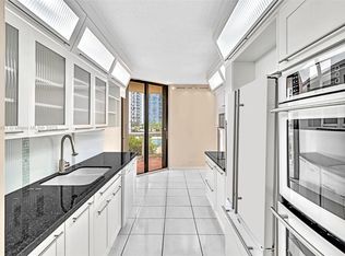 20191 E Country Club Dr APT 502, Aventura, FL 33180