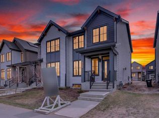 7055 NW Rangeview Ave SE, Calgary, AB T3S0R1