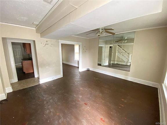 2nd image of 3210 5th Ave