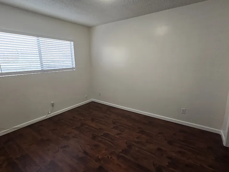 2630 S Garth Ave #2 — Photo 11