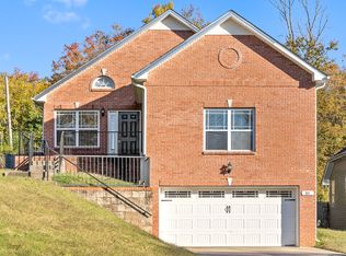 301 Birdsong Trce, Clarksville, TN 37040