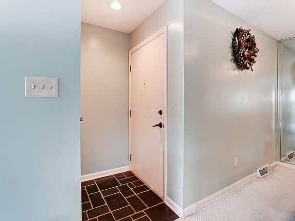 5th image of 1557 Lafayette Dr APT A