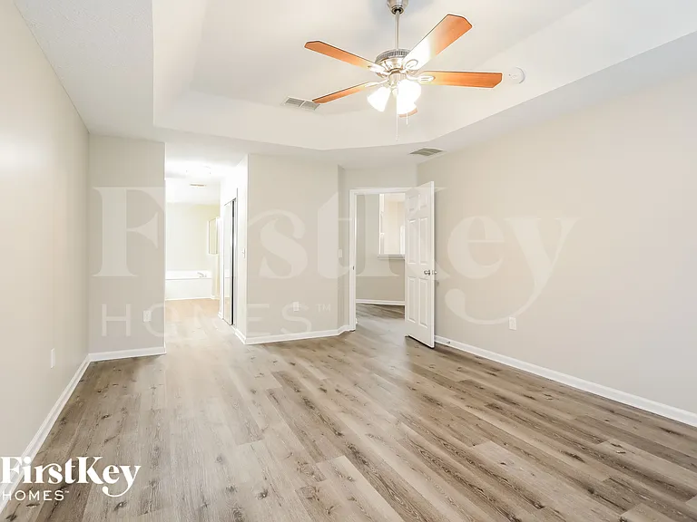 552 N Bridgestone Ave — Photo 9